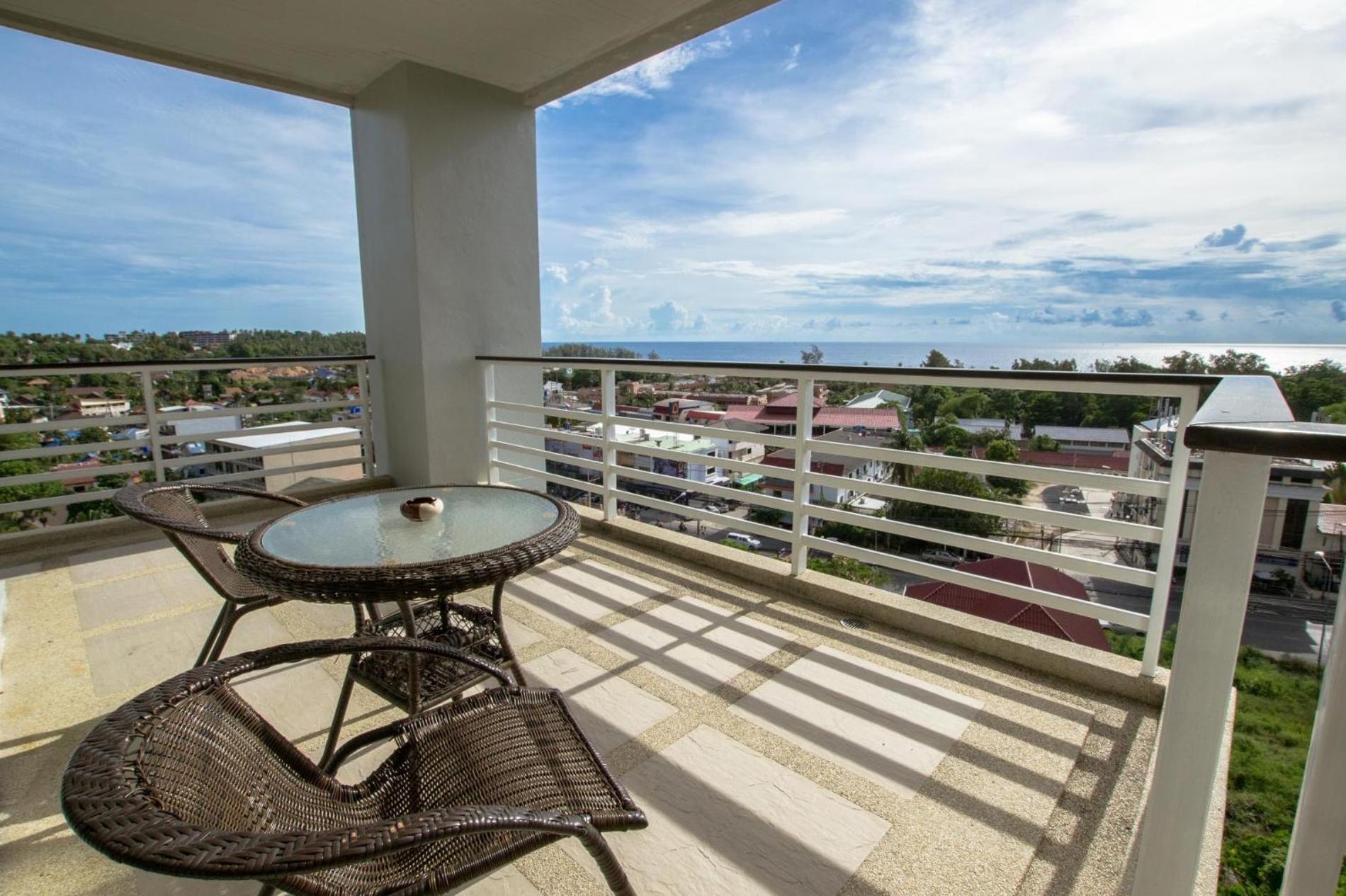 Veloche 2 Bedroom Apartment With Seaview Karon Exterior foto